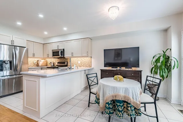 Additional image 13 of 6672 Opera Glass Cres