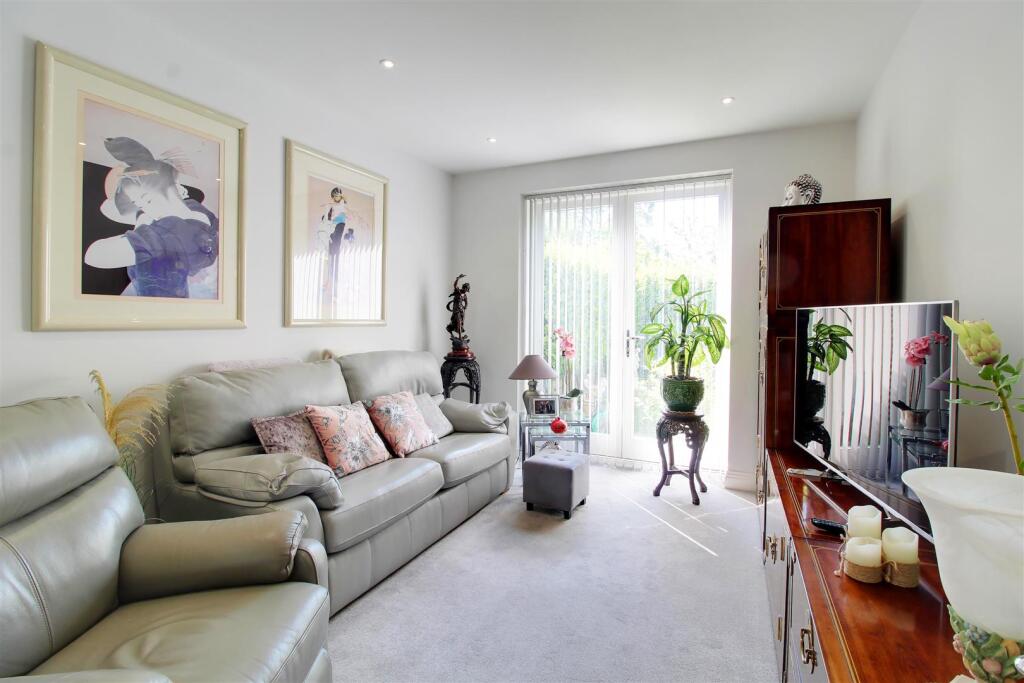 Additional image 4 of West End Lane, Essendon