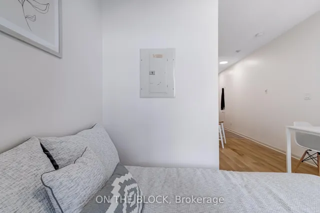 Additional image 13 of 2464 Weston Rd Unit 908