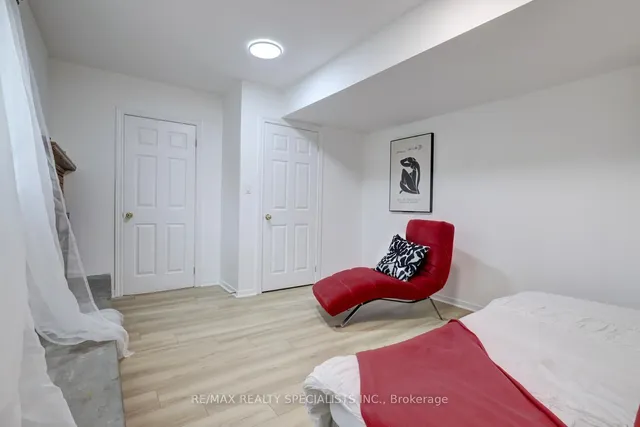 Additional image 26 of 19 Verona Pl