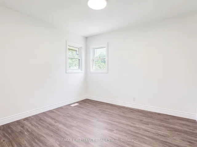 Additional image 8 of 36 Clark Ave