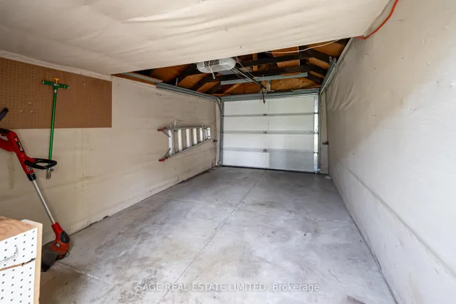 Additional image 26 of 17 Hugo Ave