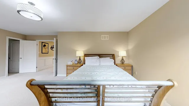 Additional image 28 of 19 Charity Crt