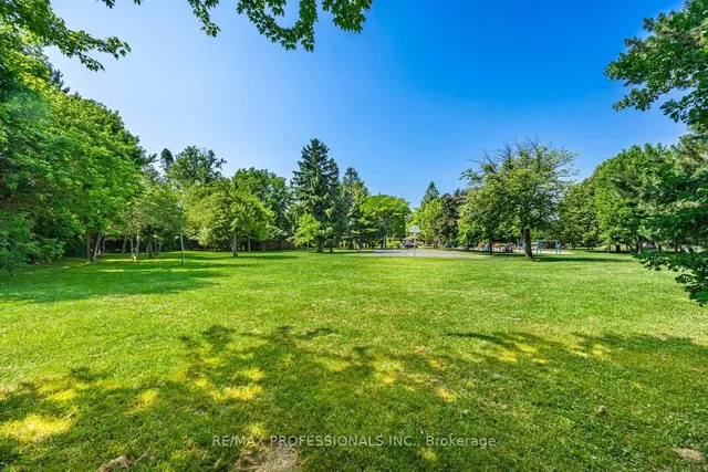 Additional image 23 of 50 Scarborough GolfClub Rd Unit 135