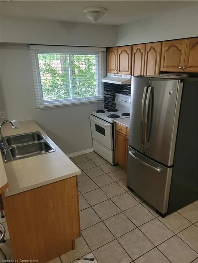 Additional image 3 of 211 Veronica Dr Unit 10