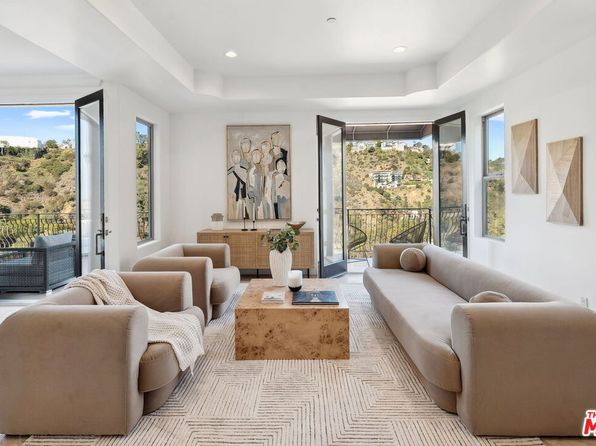 8031 Floral Ave, Los Angeles, CA 90046