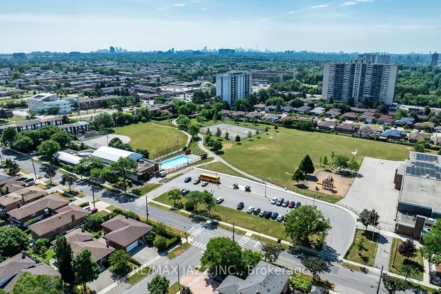 Additional image 45 of 54 Bartel Dr