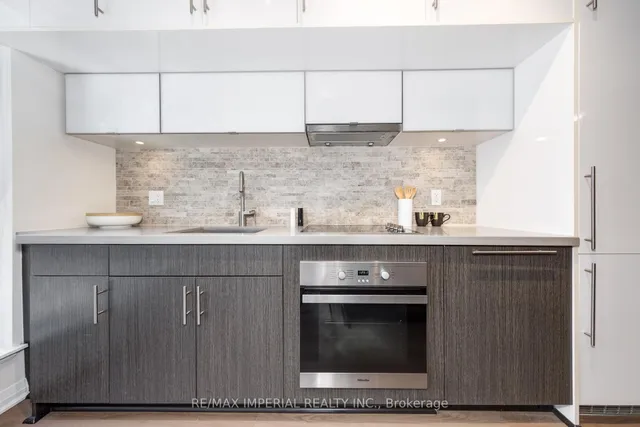 Additional image 12 of 8 mercer St