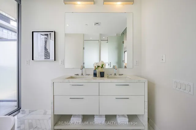 Additional image 23 of 42 Charles St Unit PH 5305