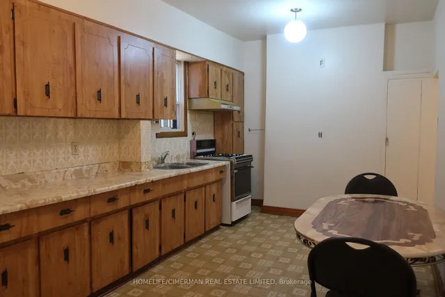 Additional image 3 of 650 Brock Ave