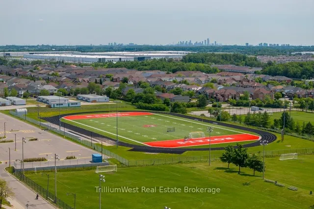 Additional image 41 of 1050 Main St Unit 1004