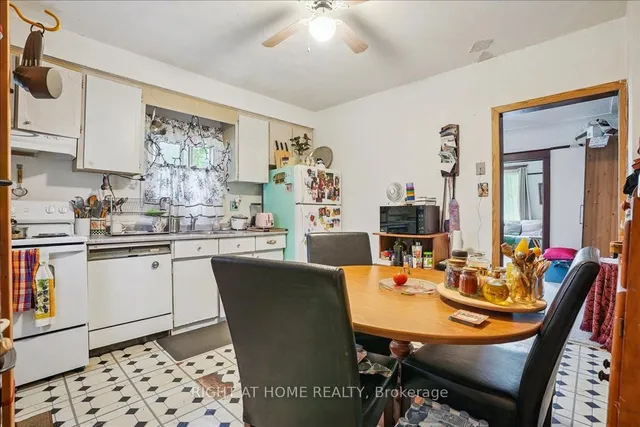 Additional image 18 of 223 BROADWAY Ave