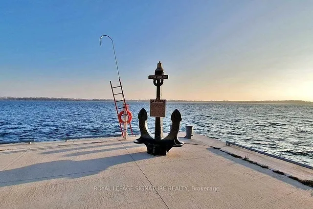 Additional image 31 of 29 Queens Quay Unit 707