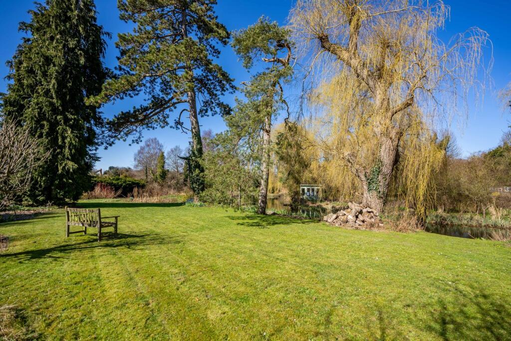 Additional image 2 of Ash Grove, Wheathampstead, St. Albans, Hertfordshire, AL4