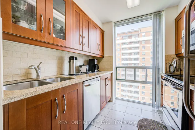 Additional image 18 of 15 Michael Power Pl Unit 1507