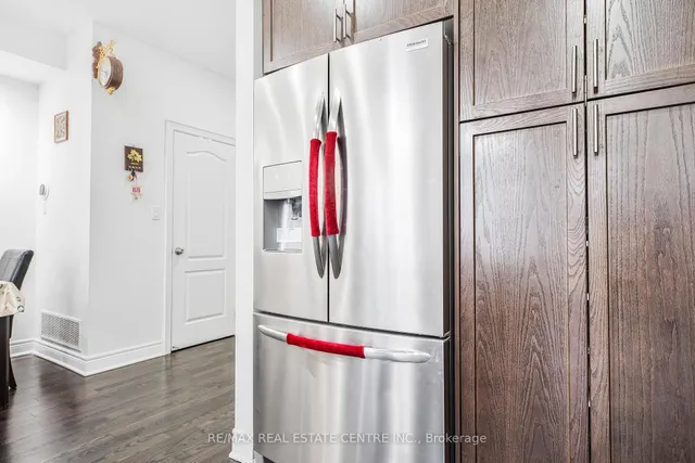 房产图片 8 - 474 Sheaffe 路