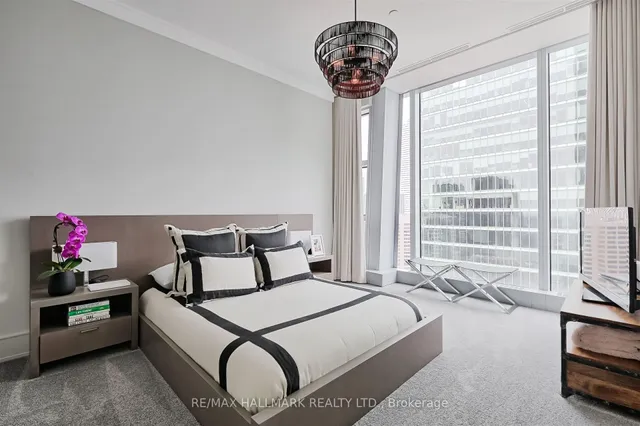 Additional image 35 of 183 Wellington St Unit 3303