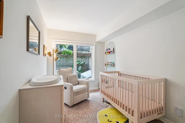 Additional image 19 of 18 Laidlaw St Unit 1016