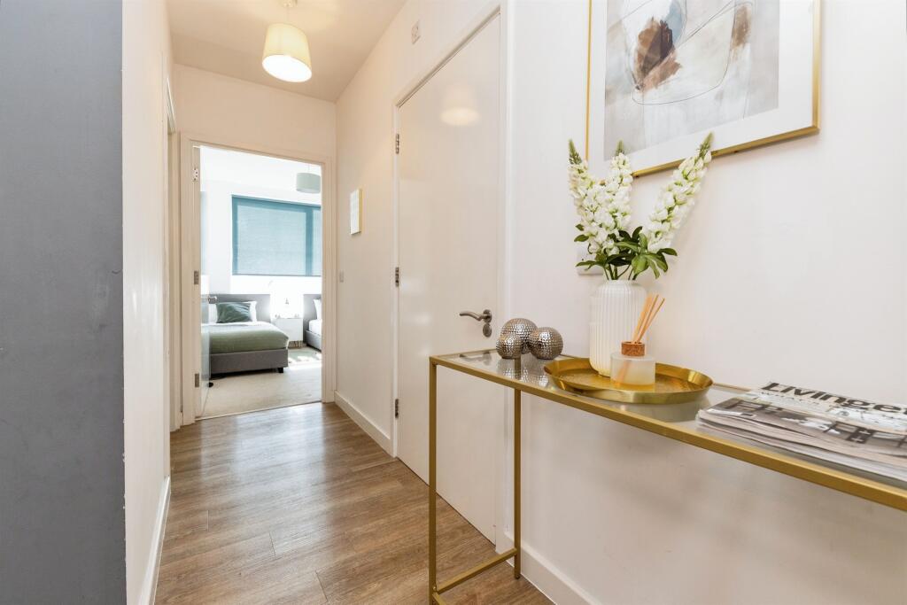 Additional image 8 of Town Centre, Hatfield