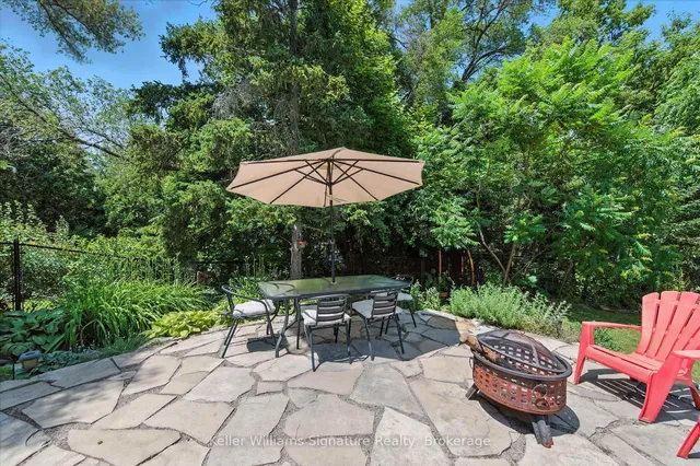 房产图片 31 - 18 Moonglow Pl