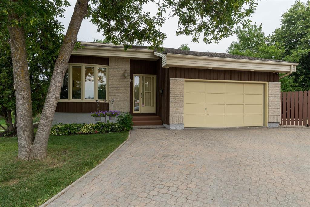 15 Summerhill Place|Winnipeg, Manitoba R2C4V4