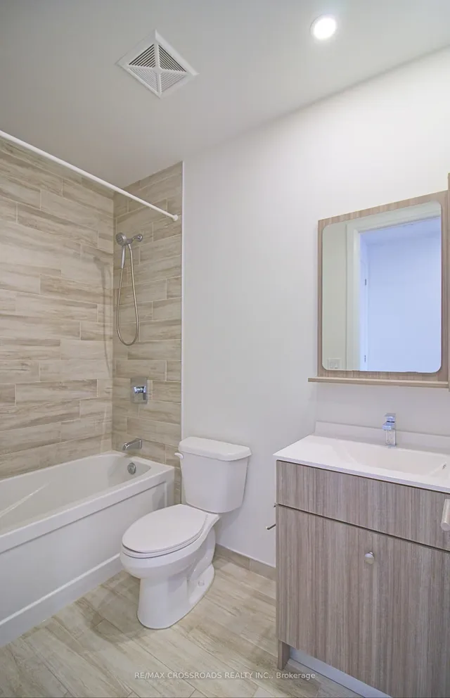 Additional image 15 of 75 Canterbury Pl Unit Ph207
