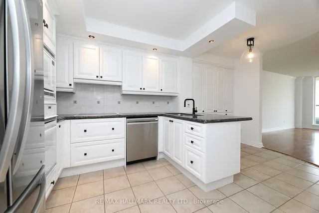 Additional image 19 of 2727 Yonge St Unit 609