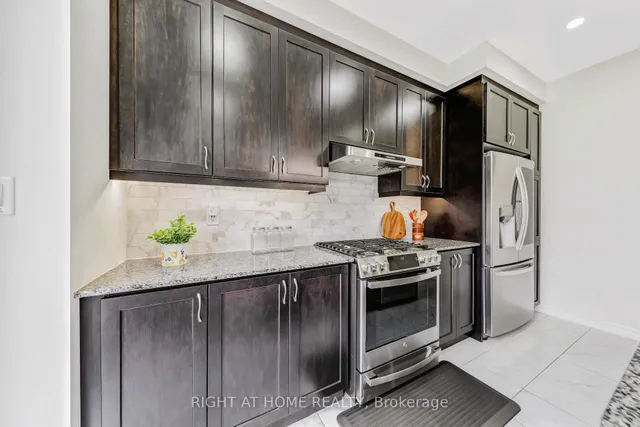 Additional image 17 of 13 Cyclone Tr