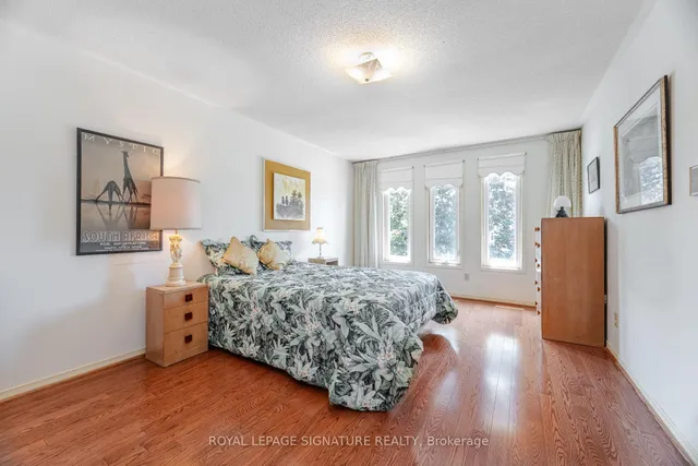 Additional image 25 of 23 Mossbank Dr