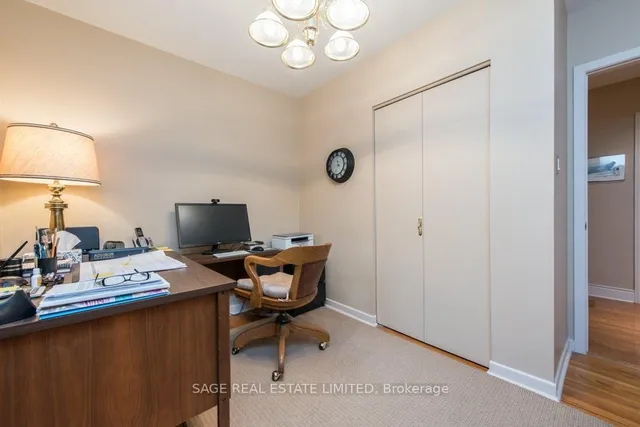 Additional image 21 of 529 Kenmarr Cres