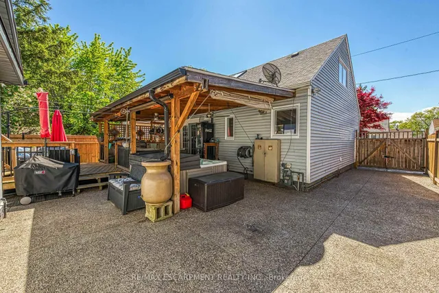 Additional image 27 of 88 Julian Ave