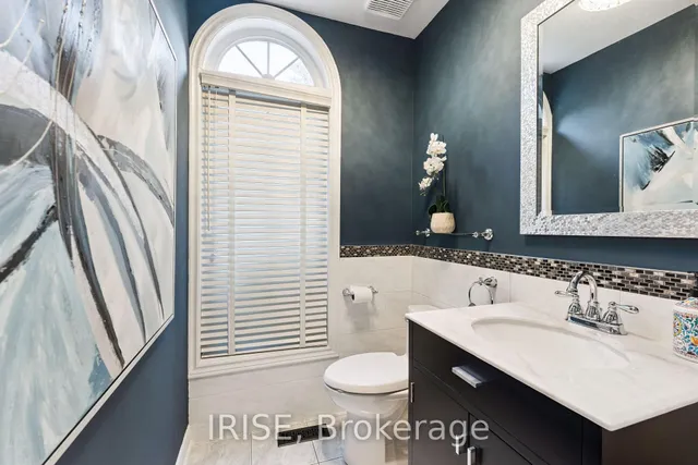 Additional image 20 of 20 Viewmount Cres