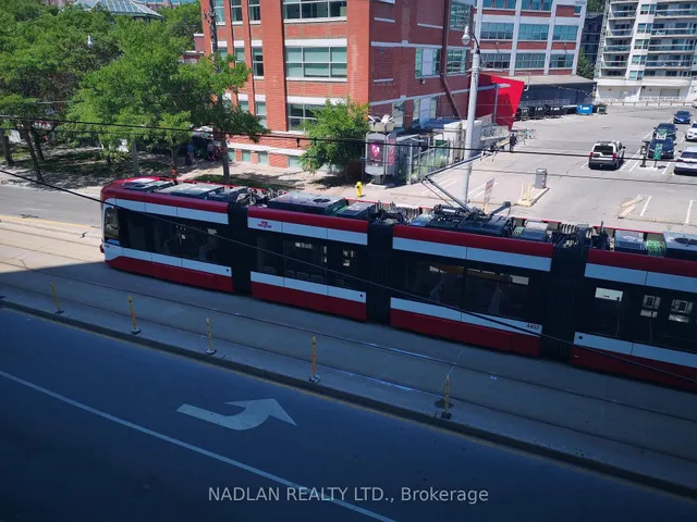 Additional image 18 of 650 Queens Quay Unit 305