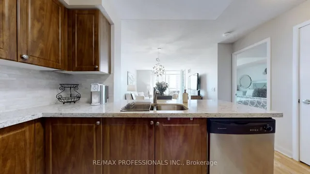 Additional image 13 of 235 Sherway Gardens Rd Unit 1702