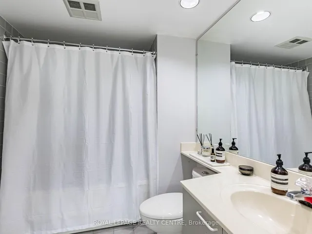 Additional image 16 of 50 Eglinton Ave Unit 601