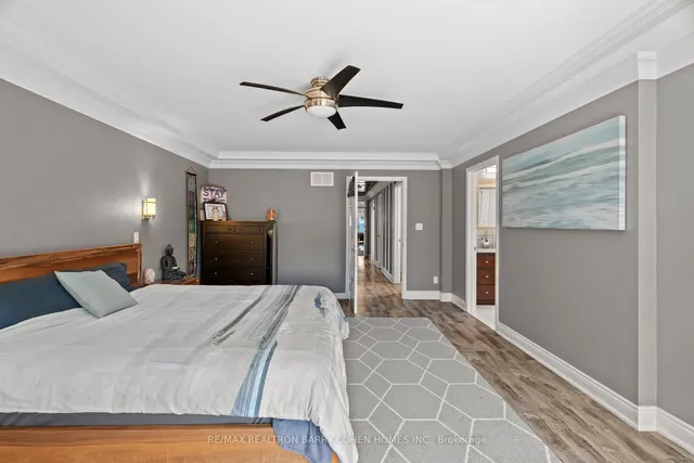 Additional image 24 of 16 Lakeshore Dr