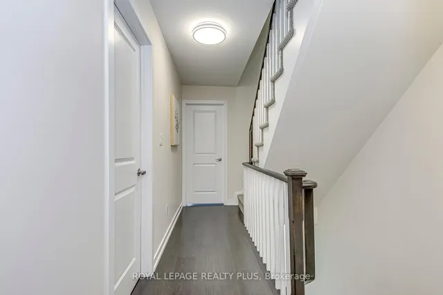 Additional image 19 of 10 Drummond St Unit 510