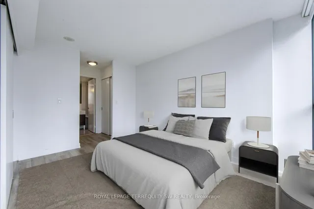 Additional image 8 of 110 Charles St Unit 707