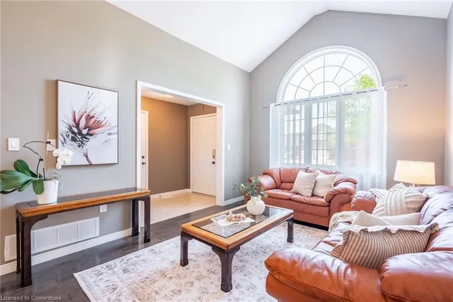 Additional image 7 of 94 Pinehill Dr