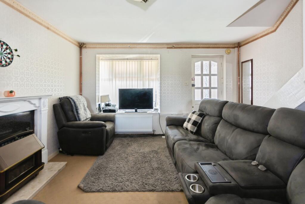 Additional image 3 of Schoolhouse Close, Birmingham, West Midlands, B38