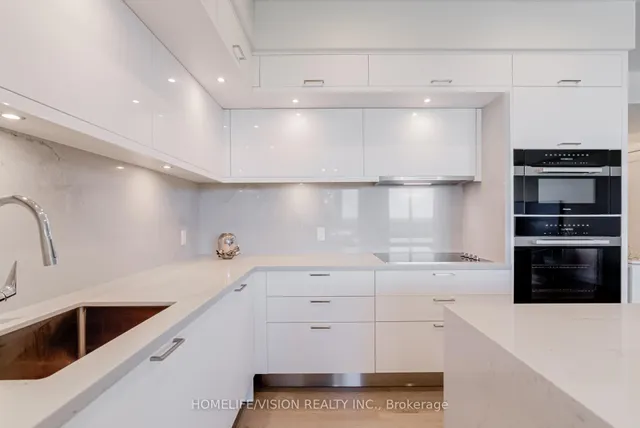 Additional image 12 of 30 Inn On The Park Dr Unit 1810