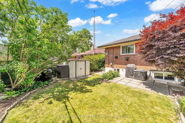 Additional image 29 of 67 Rochman Blvd