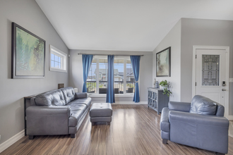 房产图片 5 - 2 Coleman Crescent