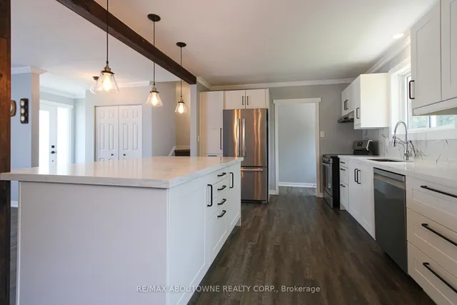 Additional image 14 of 626 Cape Ave