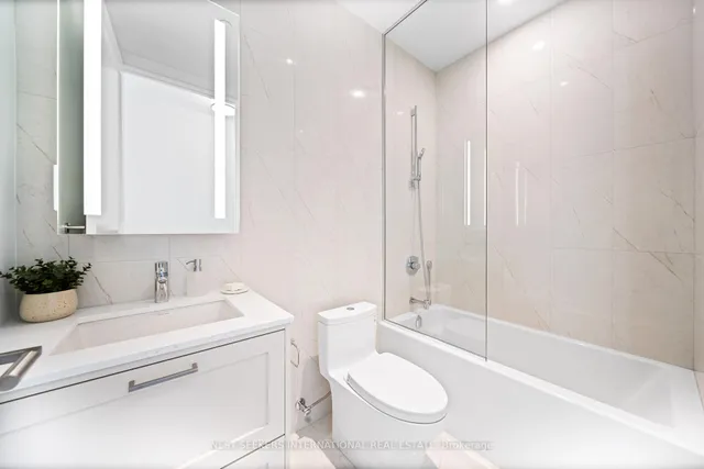 Additional image 31 of 480 Front St Unit PH2