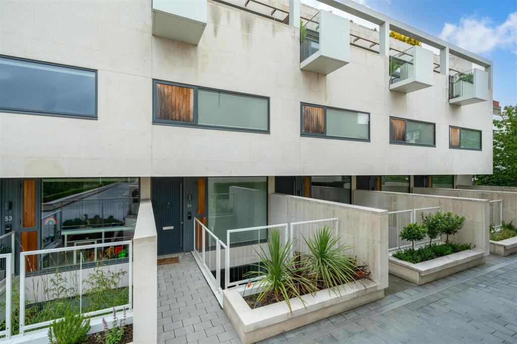 Additional image 2 of Gabriel Square, St. Albans