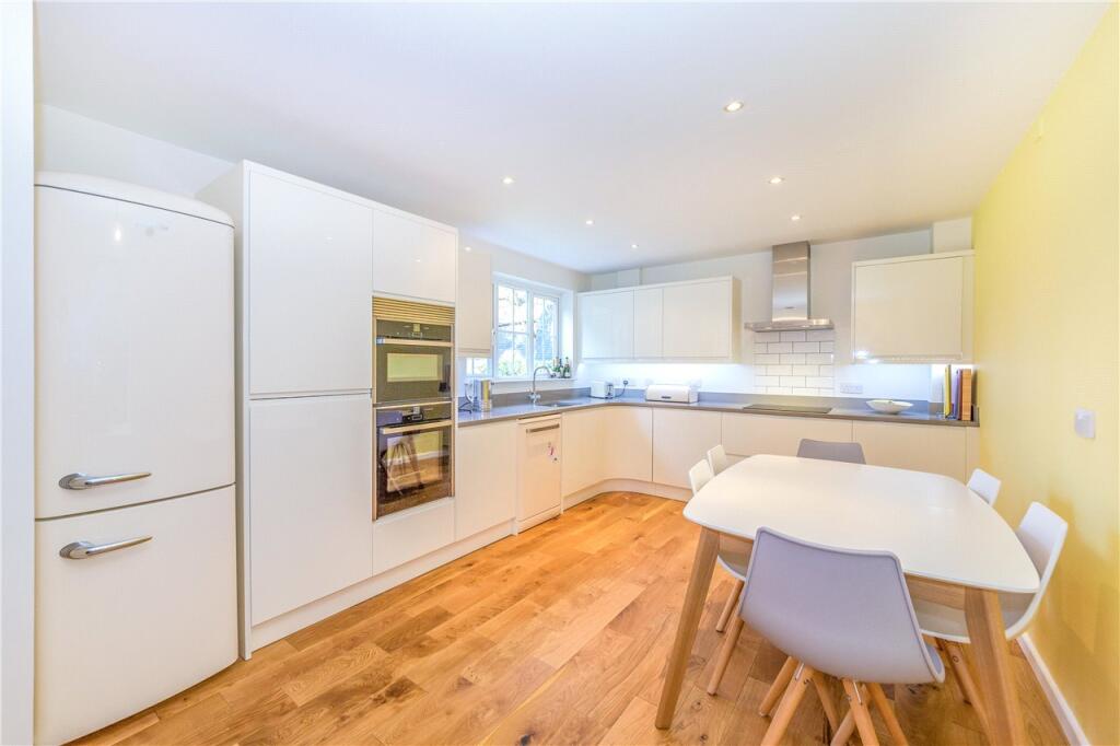 Additional image 3 of Kay Walk, St. Albans, AL4