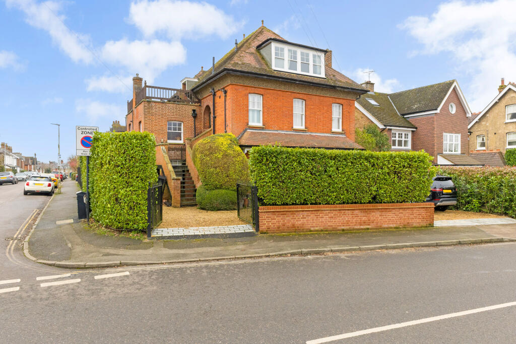 Additional image 19 of Hollybush Lane, HARPENDEN, AL5