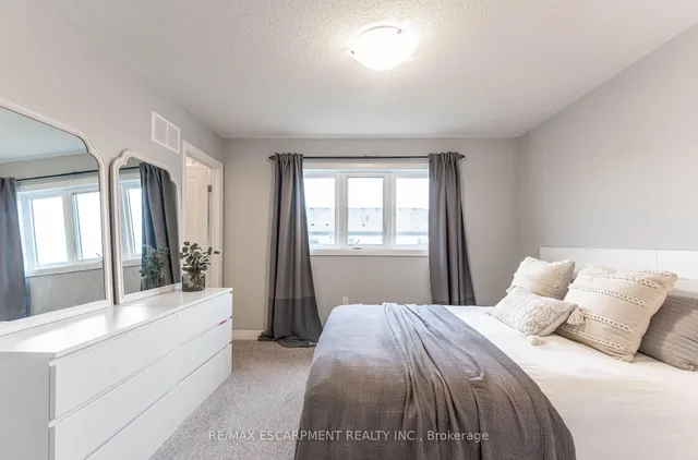 Additional image 13 of 52 AQUARIUS Cres