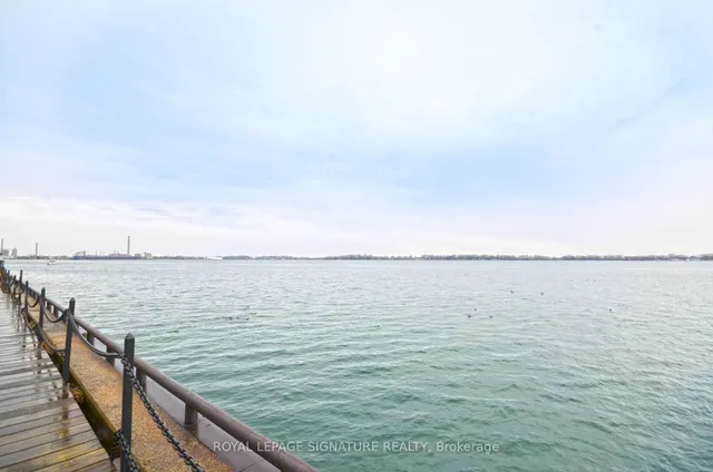 Additional image 33 of 16 Yonge St Unit 306